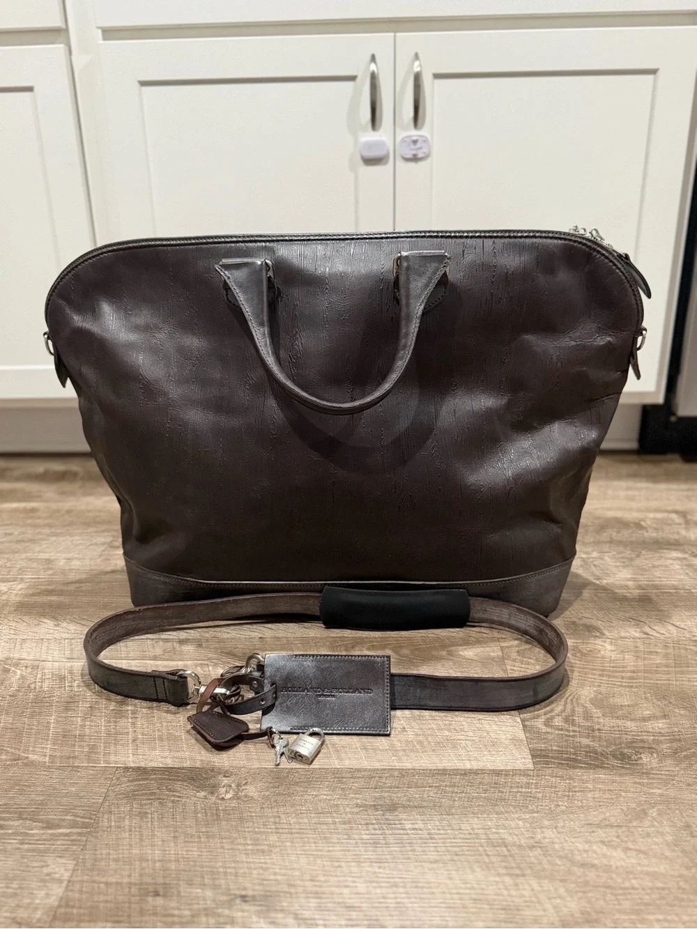 Vintage Holland & Holland Leather Weekender Bag Wood Grain Textured Duffle Rare